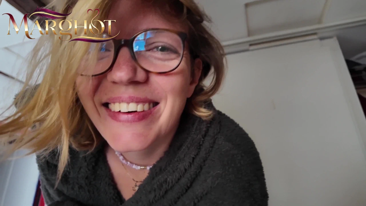 Cuckold Threesome Waking up: I Wake up My Lover, He Dismantles My Pussy and Makes My Cuckold Husband Squirt