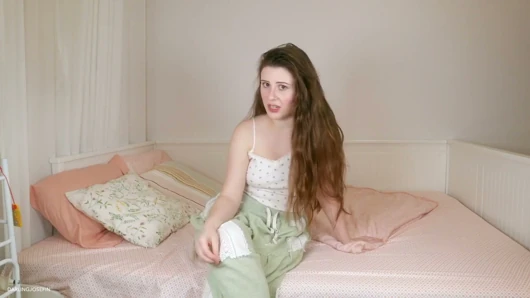 Sadece anal! Kendini aşağılayan özgür kullanımlı anal fahişe amsız hayat edepsizce konuşuyor