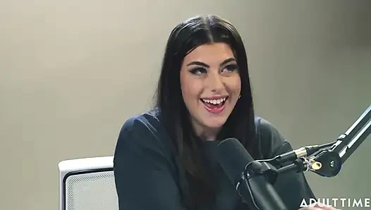 Profesyonel bir dominatrix olmak gal ritchie'nin beklediği şey değil! | Adult Time Podcast