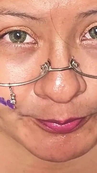 Gerçek bir döl meleği her zaman gülümsüyor 2 | Klip 2