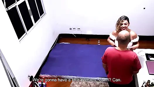 Şehvetli nuru masajı saksoyla bitiyor ve amının içine boşalıyor