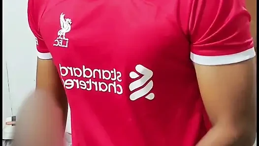 Çok azdım, sikim patlayacakmış gibi hissettim.