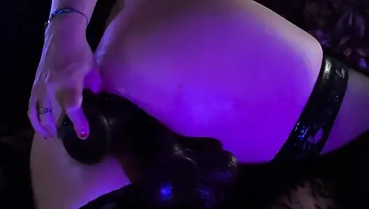 Çifte büyük zenci yarağı dildo ply ve ayak parmaklarının ucunda döl!