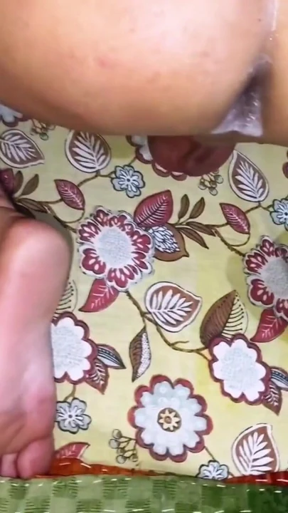 Hintli temiz ateşli ve seksi eşcinsel göt siyah Hintli zenci erkek arkadaşı tarafından sikiliyor | Klip 1