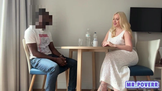 Büyük götlü tinder kızı büyük zenci yarağı tarafından sikiliyor - kiara lord