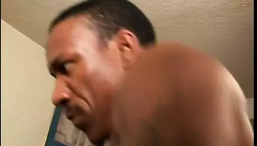 Yarak emmeden önce eğilmesini ve götünü göstermesini izle