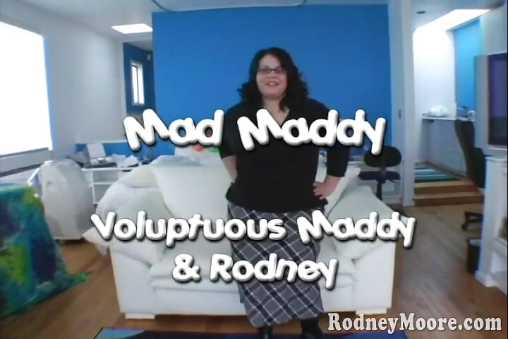 Maddy güzel dolgun ışık s&m dilleme