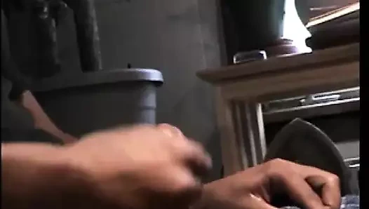 Heteroseksüel oğlan Zack'e sakso çekiyor