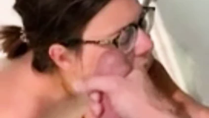 Sidikli sürtük Abby 5