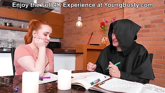 İnekler zindanları ve ejderhaları seviyor ama Lexa sadece YoungBusty'de sikişmek istiyor