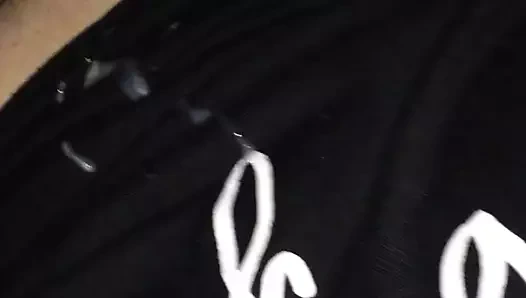 gömlek üzerinde Tv29laura cumload