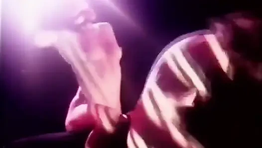 Elektrikli mavi özel - Paul Raymond'ın revuebar'ında bir gece