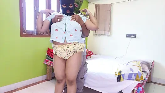 Yoga sikhate time apni maushi ki beti ki jabardast chudai ghori banakar choda