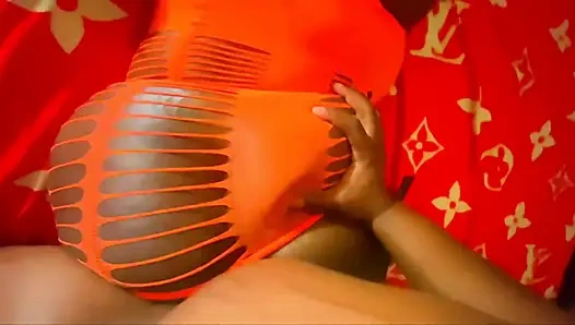 Sürtük turuncu formda büyük zenci götü