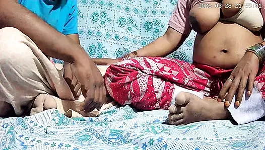 Hintli öğretmen ve öğrenci yatak odasında seks yapıyor 29655