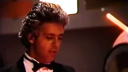 Karısına farklı bir zevk vermek.