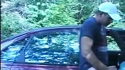 Dogging - erkek arkadaşı ve 2 yabancı adam emme azgın sürtük