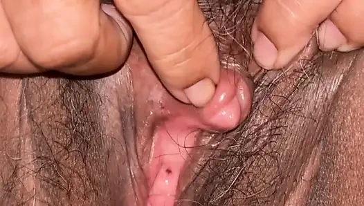 Kıllı amcığımı em dorukta klitoris