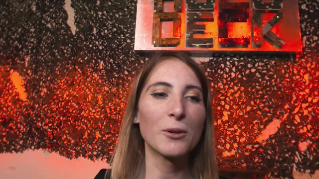 Alkol Ve Azgın Sarışınlarla Çifte Penetrasyon Seks Partisi