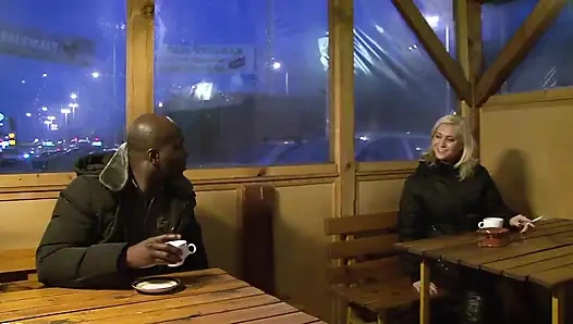 Büyük siyah yaraklı anal gavat