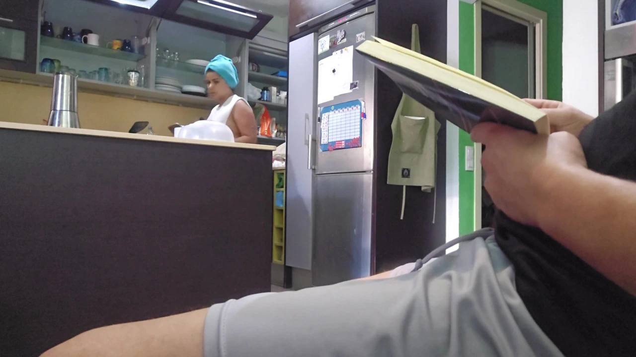 I show my big erection to my stepmother, she couldn’t resist the temptation…