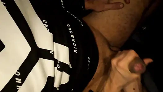 Siyah naylon çoraplı seksi ayakla mastürbasyon