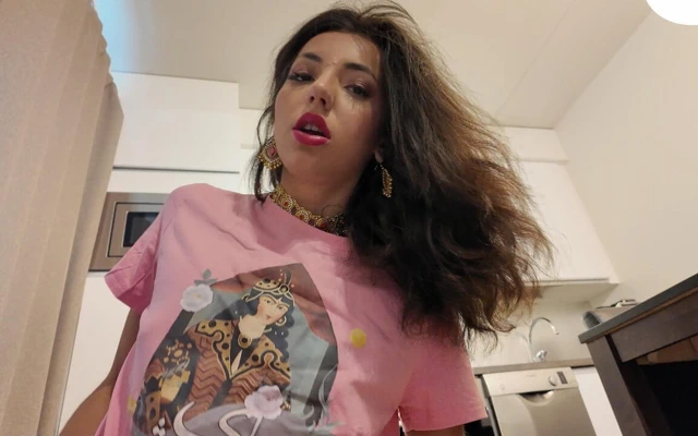 Sıkı Amcıklı Orta Doğulu Üvey Kız Kardeşle Gerçek Ev Yapımı Porno