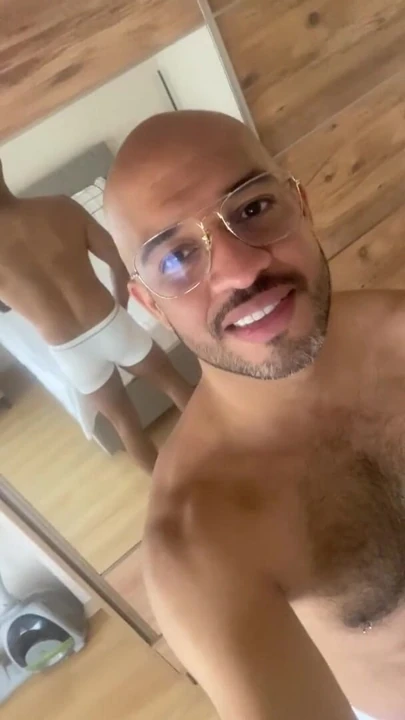ErickCarrington videosu