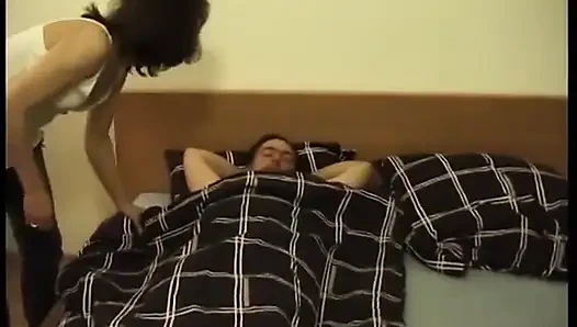 Özel seks: önce güzelce havaya uçurun ve sonra tam program