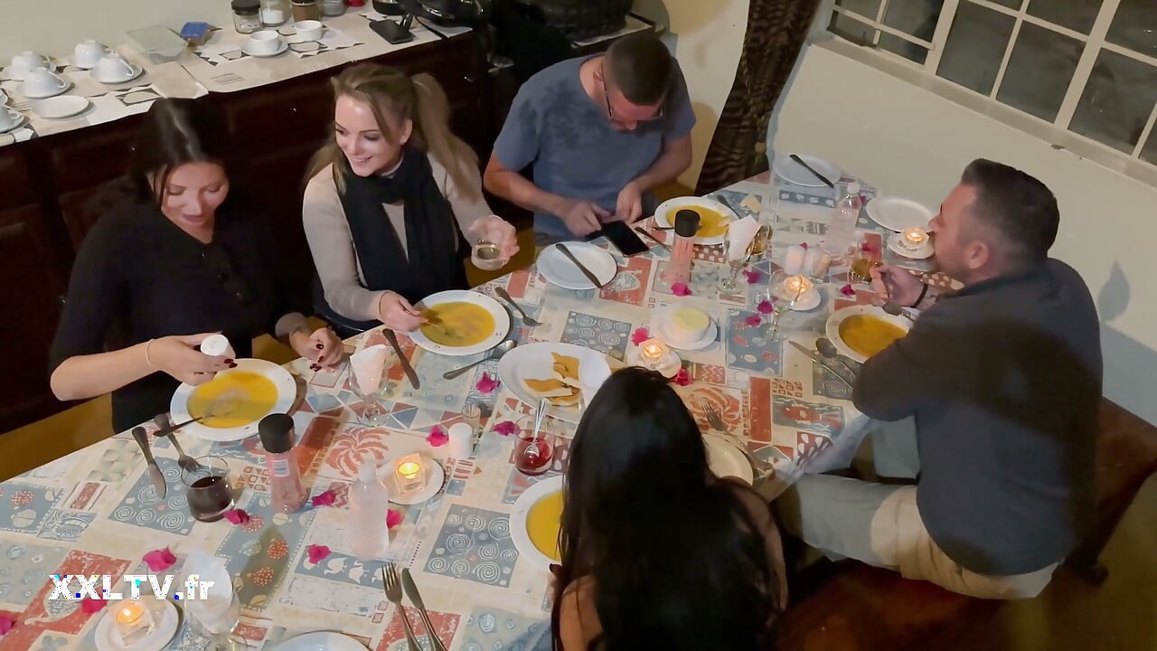 Sınırları olmayan arkadaşlar: tatil partisi