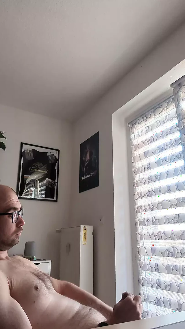 cep telefonunda henüz bir şey yokken
