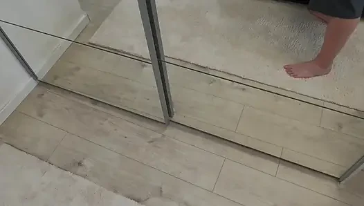 Gerçek (sarkık) yarağım giderek büyüyor ve kalınlaşıyor