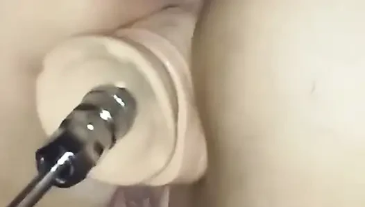 7 inçlik bir yarağın tadını çıkarıyor