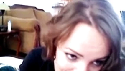 Dövmeli kız bf ile bir seks kaseti yapar