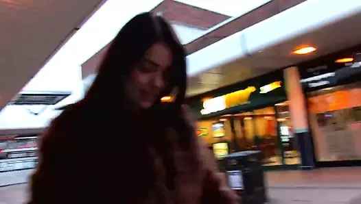 kamuda yanıp sönen ava dalush