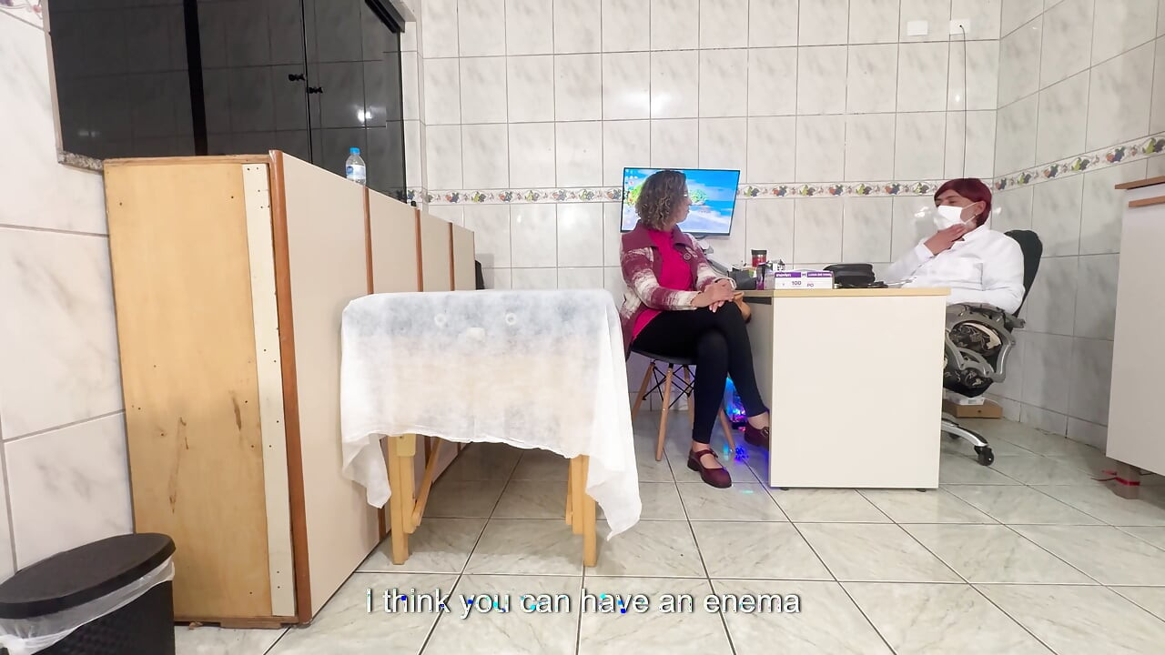 Doktor daha fazla anal seks ve tıkaç kullanmanın daha iyi olacağını önerdi