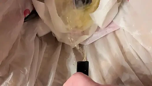 İşemeye kalkmaya çalışıyorum - sopaya pisual sidik