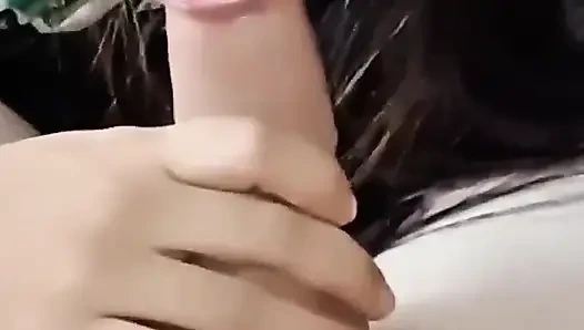 Güzel büyük memeli Asyalı kadın romantik bir cinsel karşılaşmada