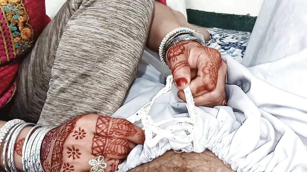 Müslüman sahibelerin hizmetçilerle edepsiz bir ilişkisi var