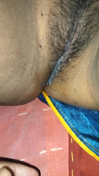 Bhabhi Ki Chut Mein Mera Wite Birya | Clip 1