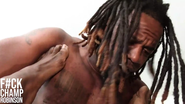 Sikiliyor ve dölleniyor