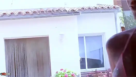 Moana Mendez: Moana Mendez Mike Angelo'ya harika bir sakso çekiyor