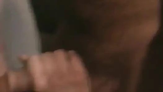 Azgın sürtükler sert grup sekste sikiliyor