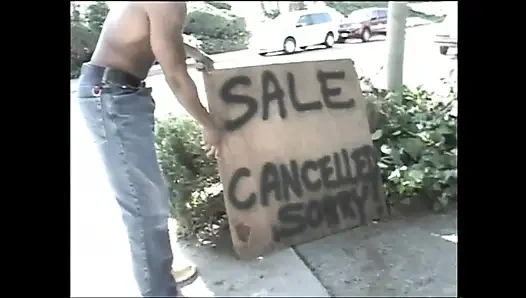 – Sikiş evinde kedi emrediyor