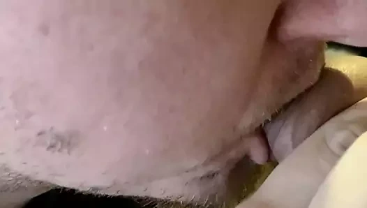 bir içkiye ihtiyacım var