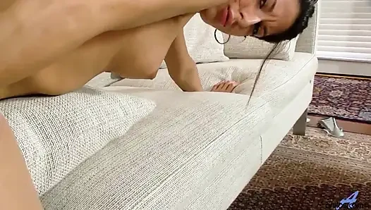 Finger MILF