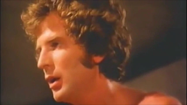 Paul thomas yükünü vuruyor