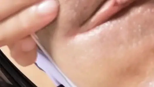 Aldatan evli kadın üvey erkek arkadaşını sikiyor