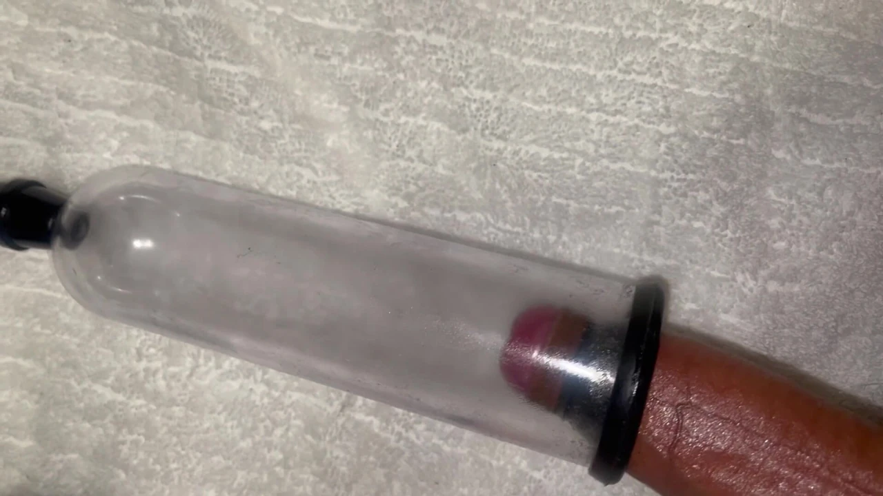 Büyük yarağımı pompalamayı seviyorum