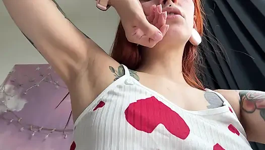 Vay Canına, Koltuk Altlarının Ne Kadar Hassas Ve Tatlı Olduğunu Gördün Mü?